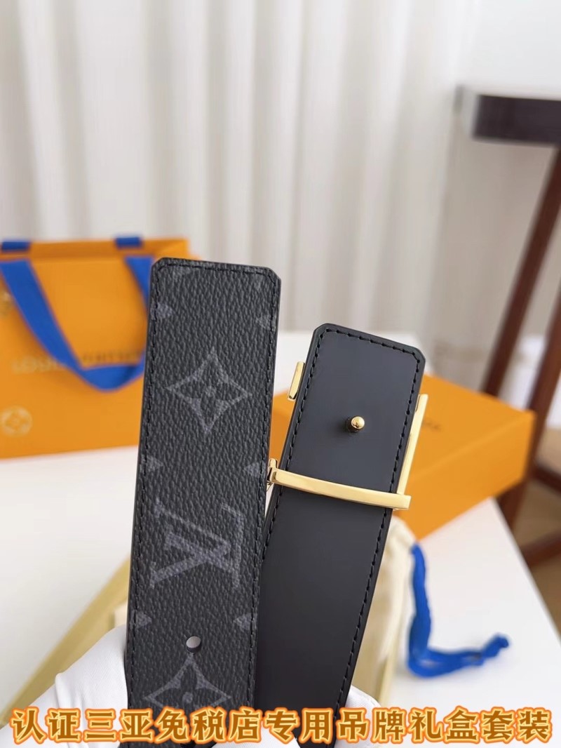 LOUIS VUITTON Belts